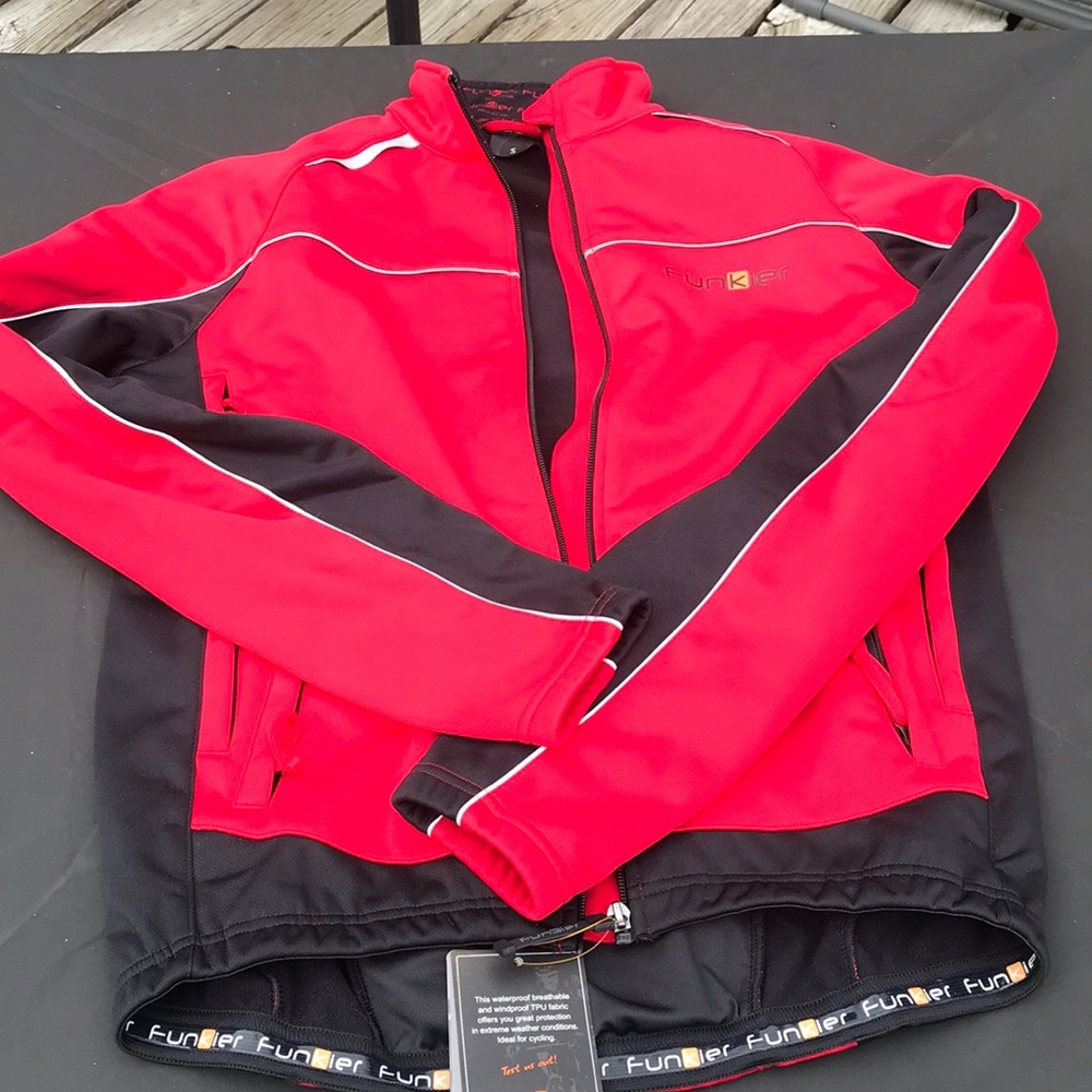 Funkier Nike jacket size small
